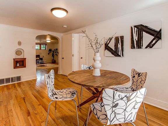 5th image of 1342 Milwaukee St #7