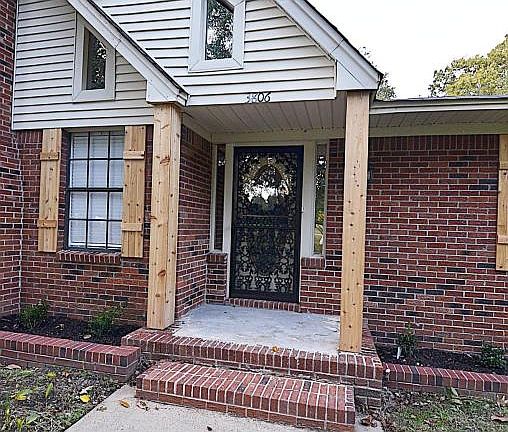4th image of 3806 Meadow Ln