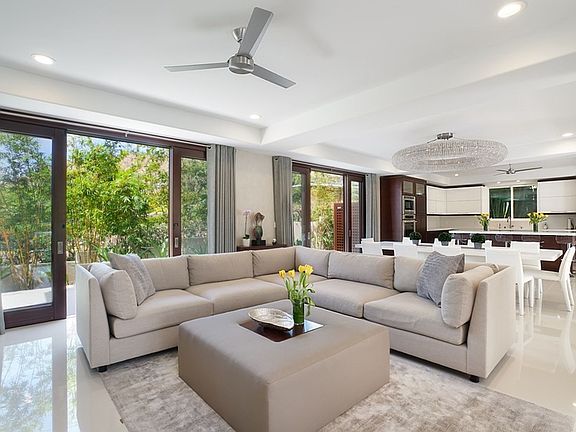 2nd image of 224 Kaalawai Pl