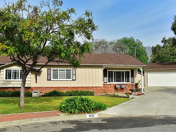4th image of 600 E Meda Ave