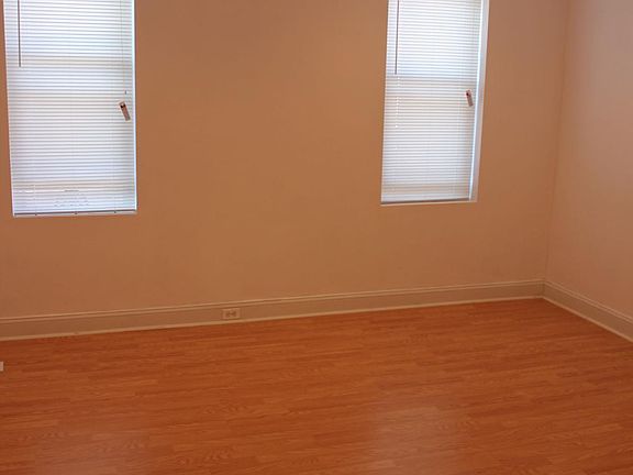 3rd image of 3873 Brandywine St #1