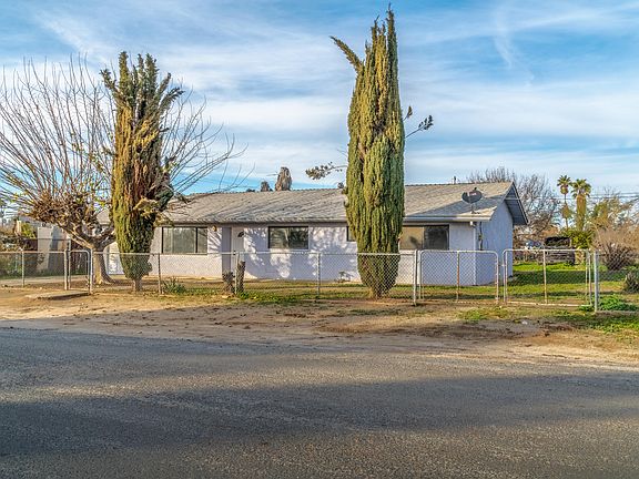 3rd image of 23926 Avenue 93