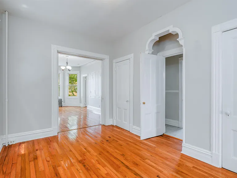 100 Clerk St #2 — Photo 4