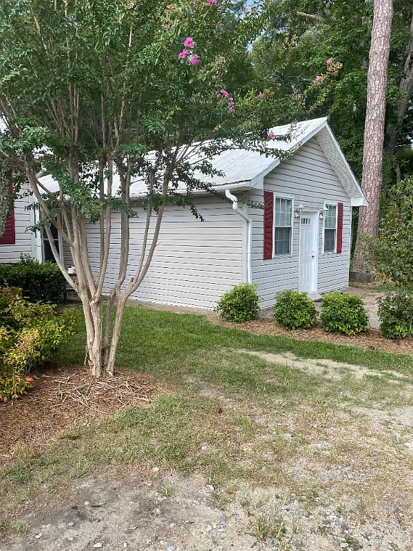 2222 State Highway 210 — Photo 3