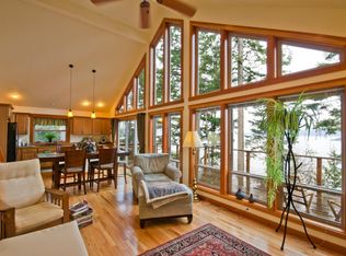 17994 Cobahud Rd, La Conner, WA 98257