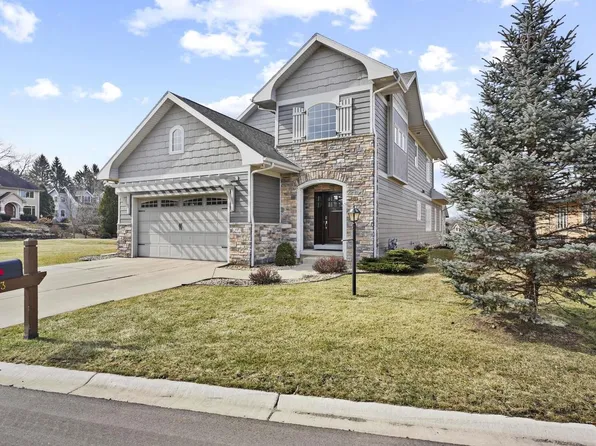 13 Arboredge Way, Fitchburg, WI 53711