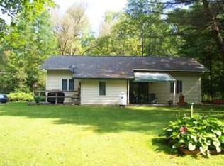 2176 Drake Rd, Bomoseen, VT 05732