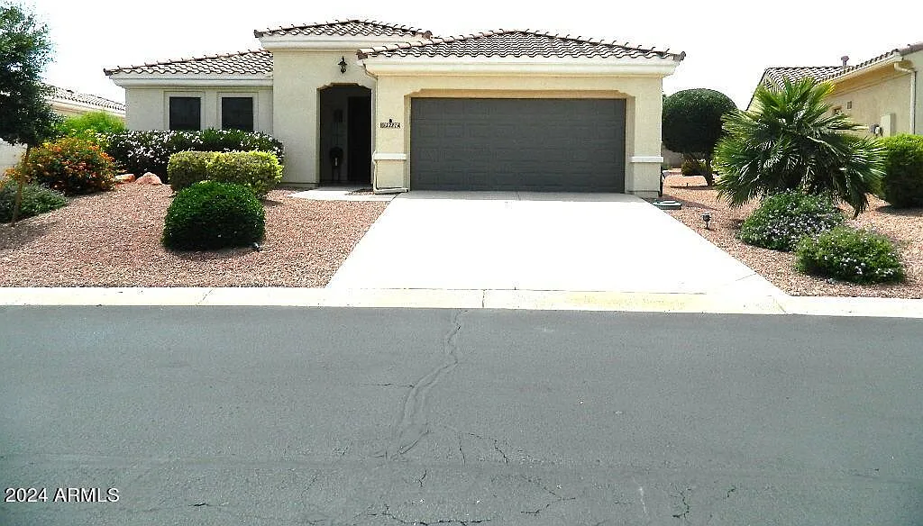 2 bed, 1351 sqft, $4,500 — Photo 1