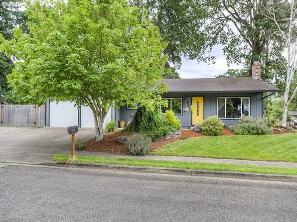 1700 Gemini St, Newberg, OR 97132