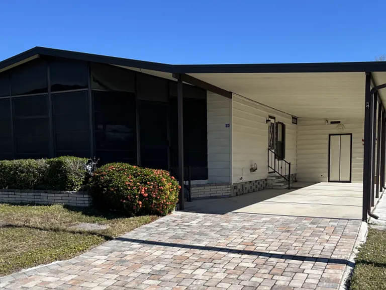 2123 Friendship Dr — Photo 20
