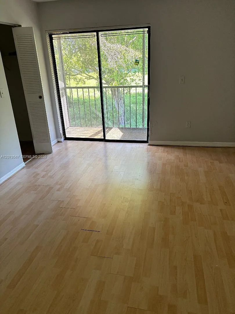 Townhomes Of Monterey — Photo 3