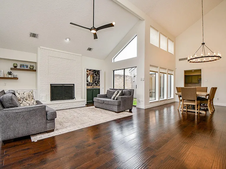 7711 Hopewell Ln — Photo 9