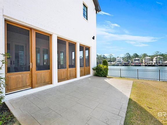 2nd image of 861 Inlet Cir