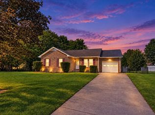 1327 Gip Manning Rd, Clarksville, TN 37042