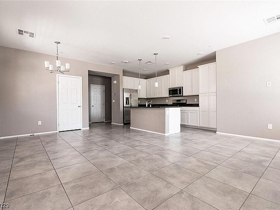 5th image of 8534 Insignia Ave Unit 102
