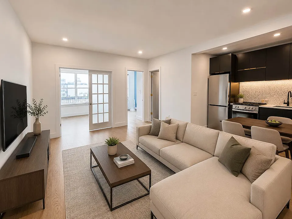 224 Hawthorne St #5L