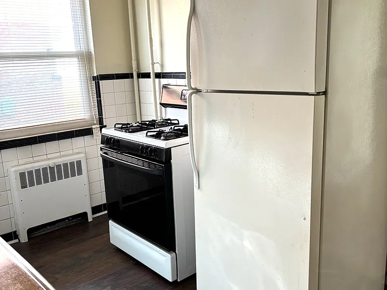6910 Murray Ave — Photo 8