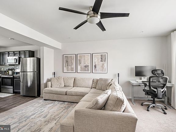 3rd image of 26 Azalea Cir