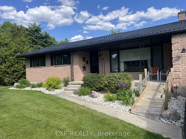 120 Huron Ave, Middlesex Centre, ON N0L 1R0