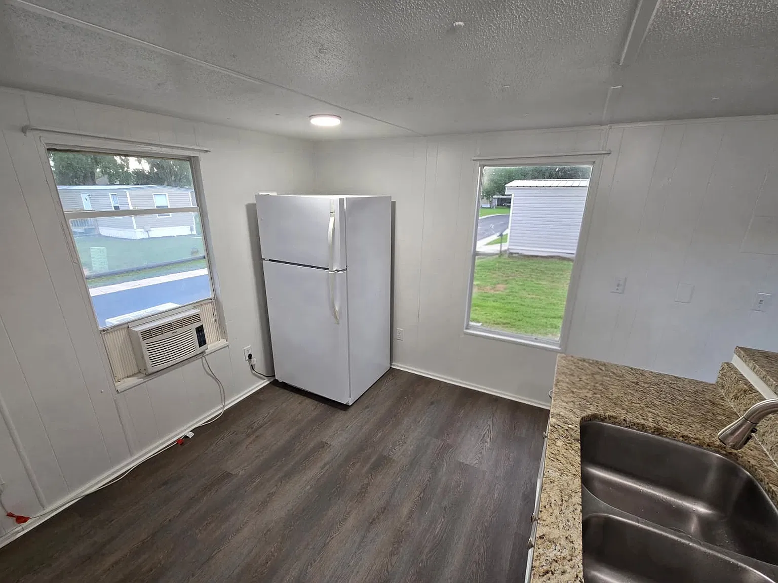 2 bed, 700 sqft, $1,650 — Photo 4