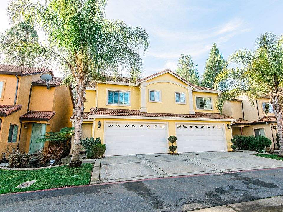 1st image of 9366 Villa Bella Ln
