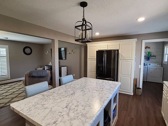 3rd image of 11361 Northview Dr