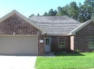 525 Wisteria Dr, Bauxite, AR 72011