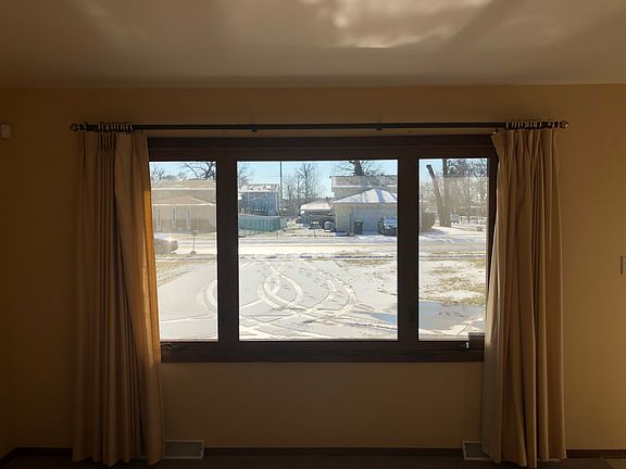 5th image of 3030 Crabapple Ln