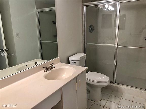 4th image of 3300 NE 192nd St APT 404
