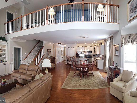 3rd image of 1246 Calista Ln