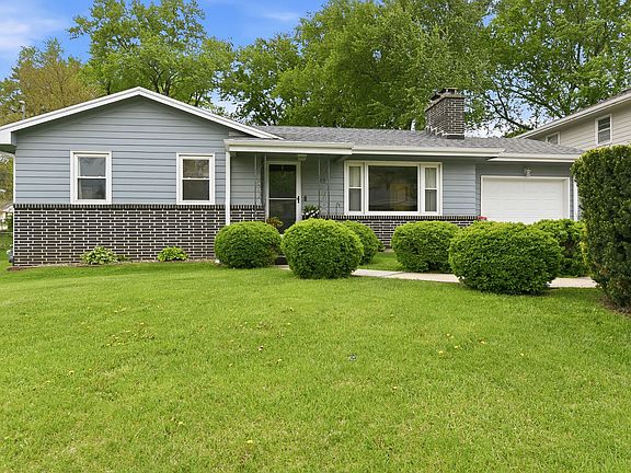 2nd image of 109 Sylvan Dr