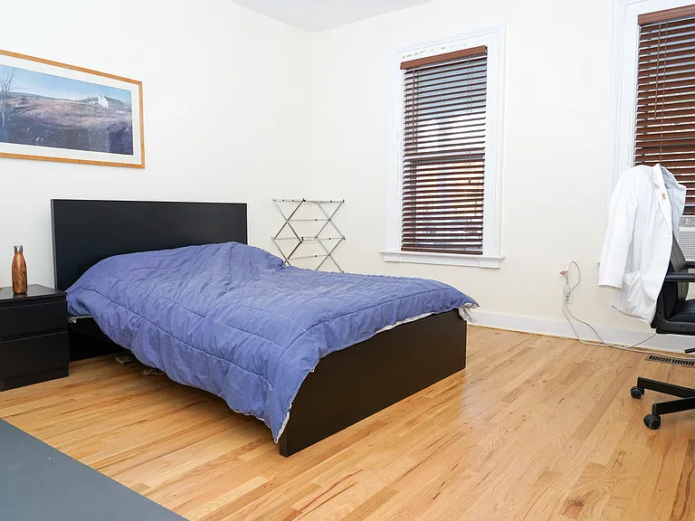54 Vernon St #1 — Photo 3