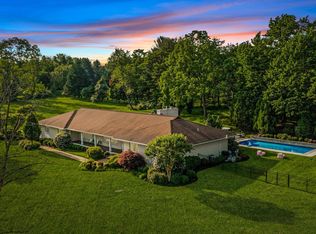 13227 Falls Rd, Cockeysville, MD 21030