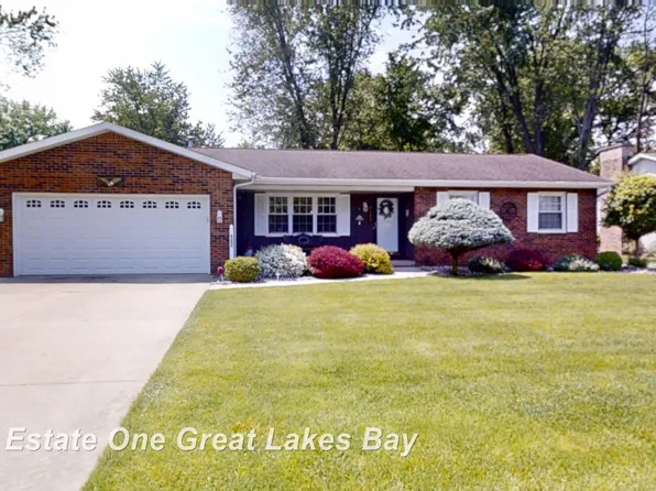 4177 Clematis Dr, Saginaw, MI 48603