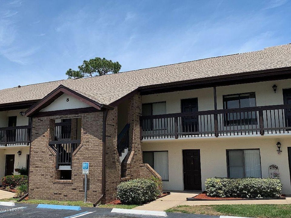 Regency Pines Building 8
