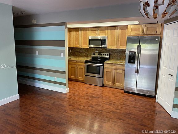 4th image of 4420 NW 79th Ave APT 1H