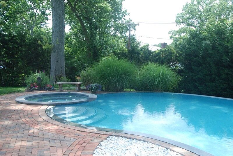 Infinity Edge Pool & Hot Tub