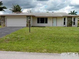 136 W Arch Dr, Lake Worth, FL 33467
