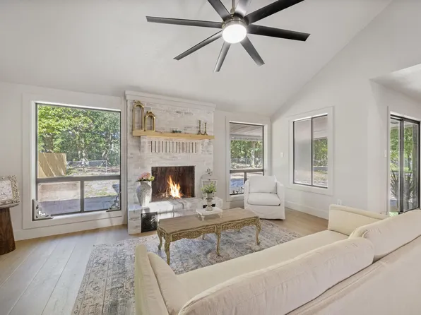 1106 Pin Oak Cir, Niceville, FL 32578