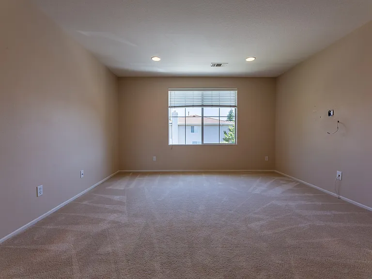 14 Monument Pl — Photo 32