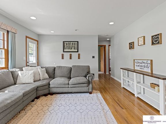 5th image of 437 N Molley St