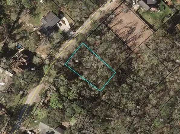 411 Holmes Rd, Brunswick, GA 31523