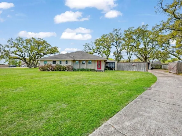 3224 Patricia Ln, Pearland, TX 77581
