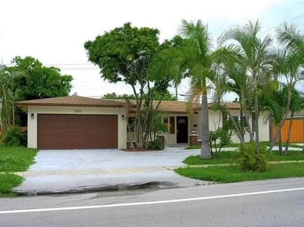 1311 SW 12th Ave, Boca Raton, FL 33486