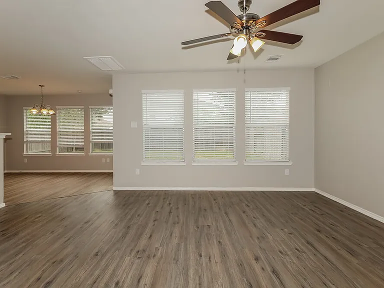 21118 Bridgemeadows Ln — Photo 10