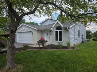 1515 Happy Valley Rd, Crown Point, IN 46307