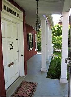 3rd image of 325 Union Ave