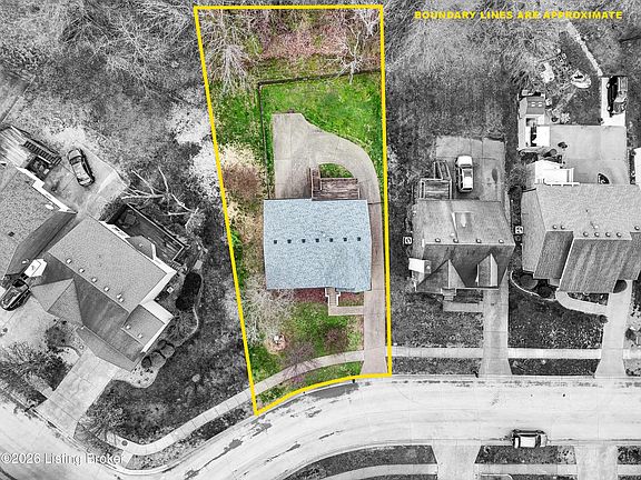 5th image of 8814 Astrid Ave