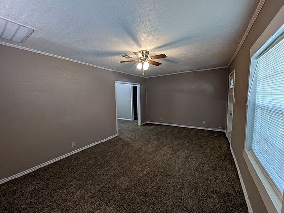 2nd image of 3100 30th St