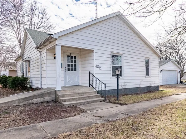 804 S Washington St, Sullivan, IL 61951